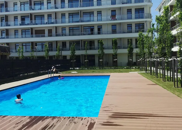 Bormik, 150m Od Plazy, Basen